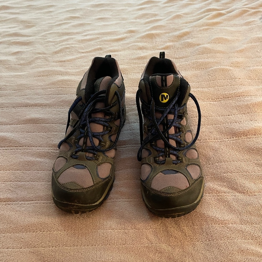 Merrel Women’s Boots